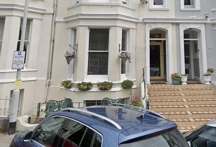 Townhouse Plymouth